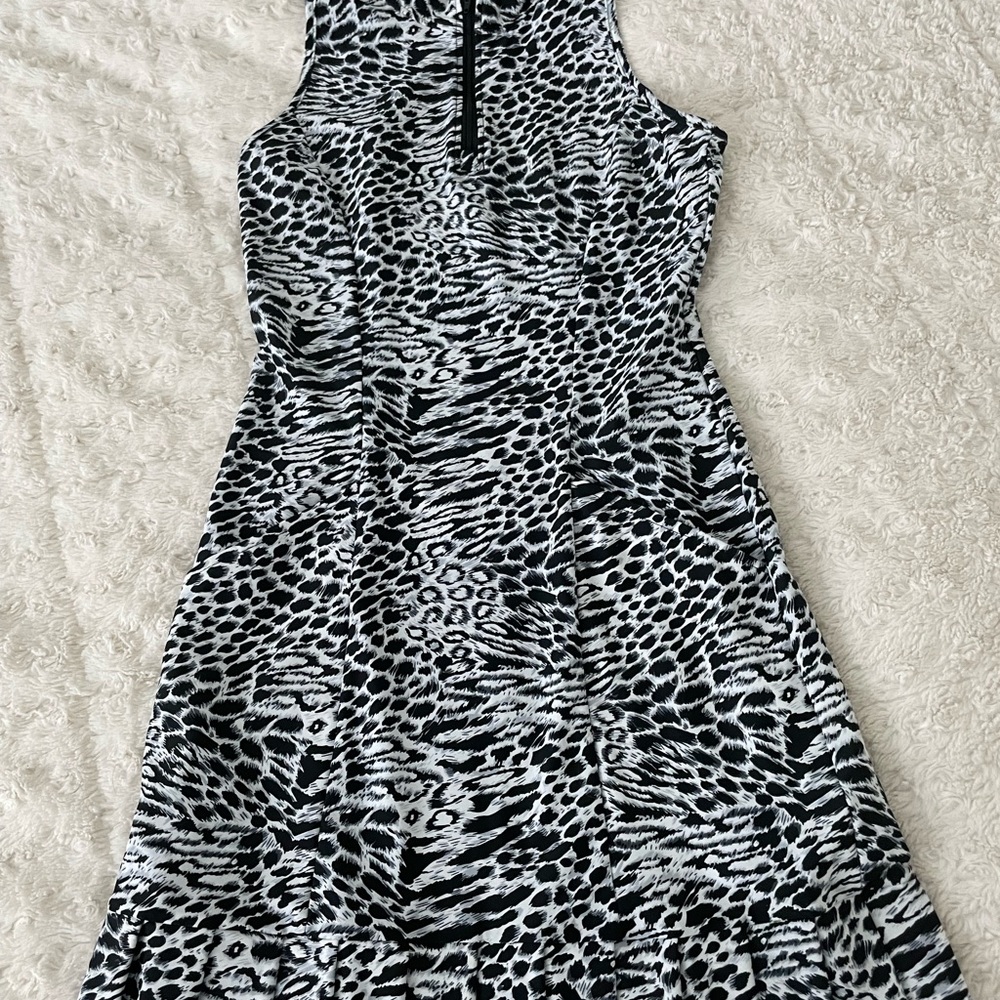 Tzu Tzu Golf Performance Dress Sz Small